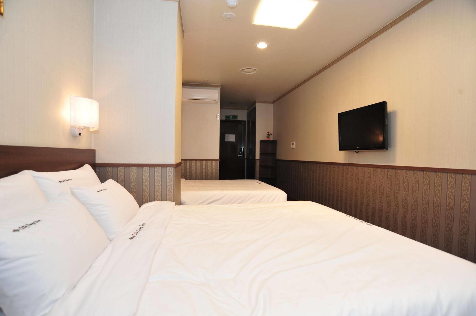 Global Inn Seoul Dongdaemun City Days Inn Экстерьер фото